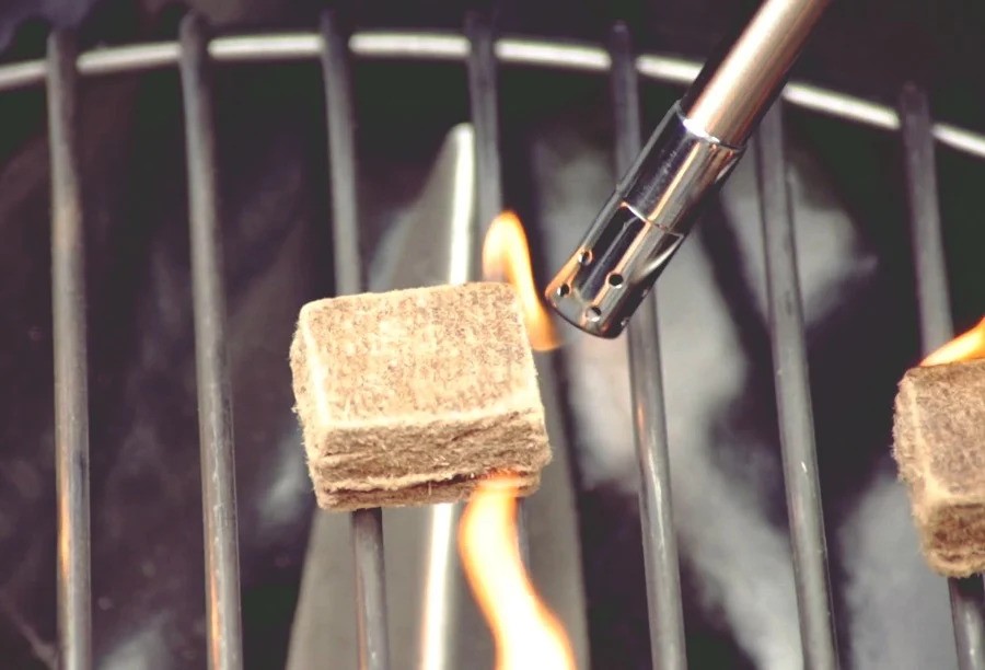 Weiße Anzündwürfel? Sollten verboten werden! Bild 4 - KLAUWE BBQ