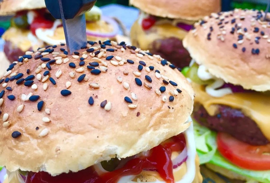 Oldschool Burger, aber anders! Bild 4 - KLAUWE BBQ