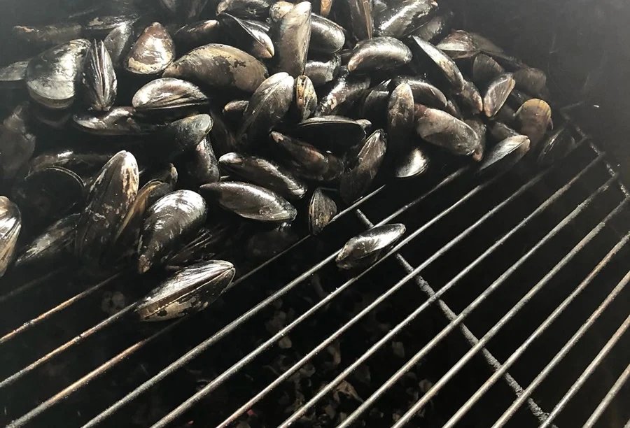 Kennen Sie den „Mosselmann“? Nein? Dann wird es Zeit für Klauwe! Bild 6 - KLAUWE BBQ