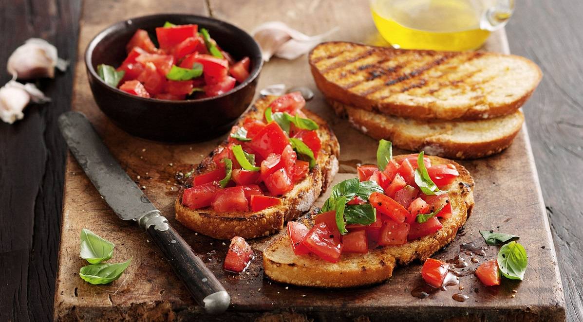 So bereitest du Bruschetta nach italienischer Tradition zu Bild 2 - KLAUWE BBQ
