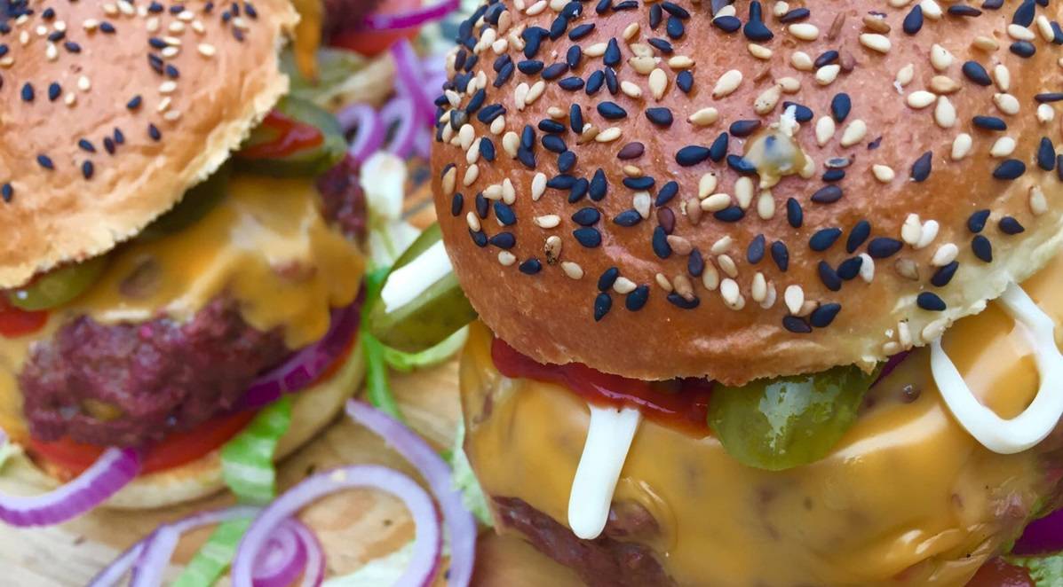 Oldschool Burger, aber anders! Bild 2 - KLAUWE BBQ